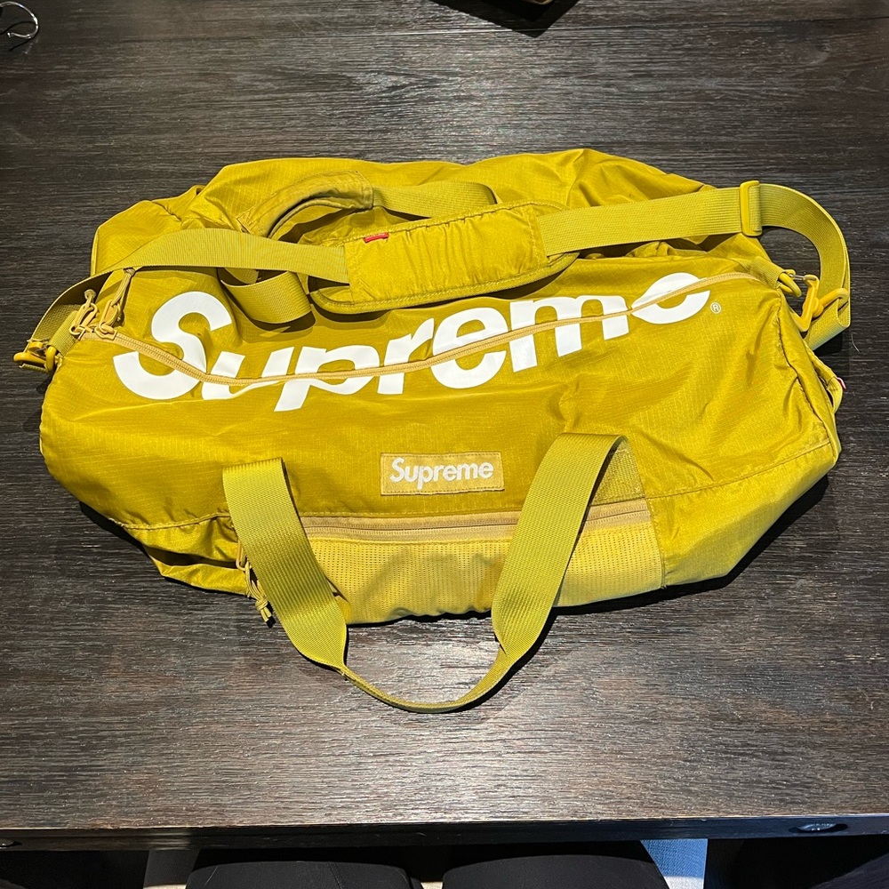 Men’s Supreme Duffle Bag
